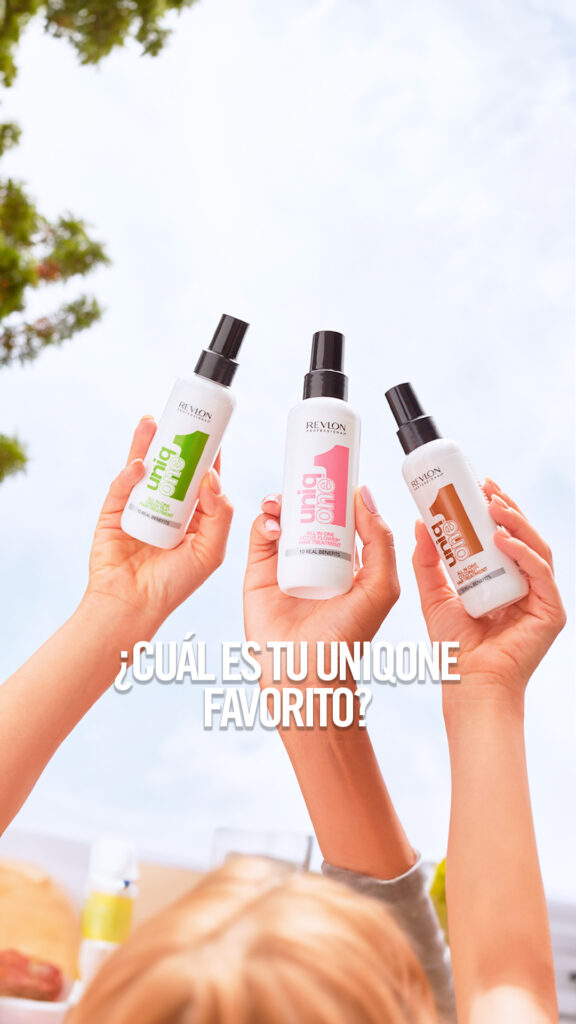Manos sosteniendo productos Uniq One